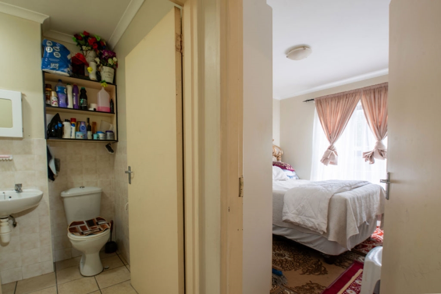 2 Bedroom Property for Sale in Wellington Central Western Cape